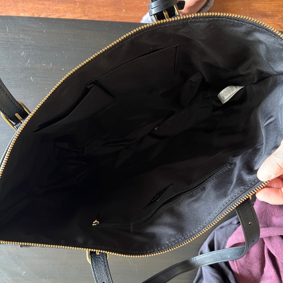 Fossil Carlie Tote - Picture 2 of 2